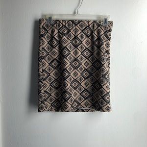 Miniskirt with Aztec pattern